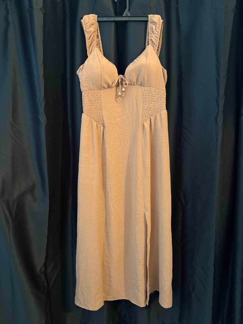 Derek Heart Beige Sleeveless Midi Dress